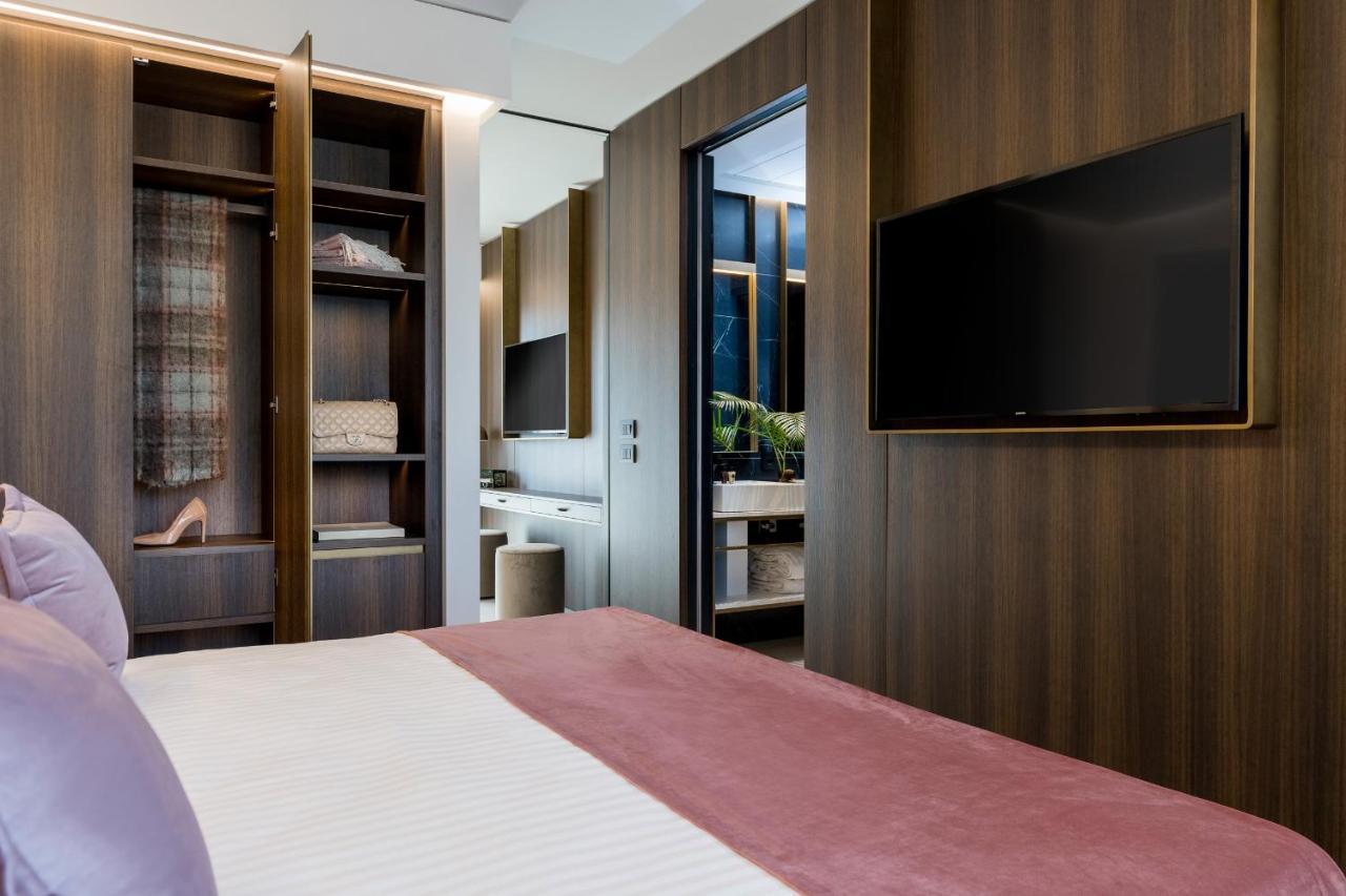 We Me Suite Hotel Riccione Exteriör bild