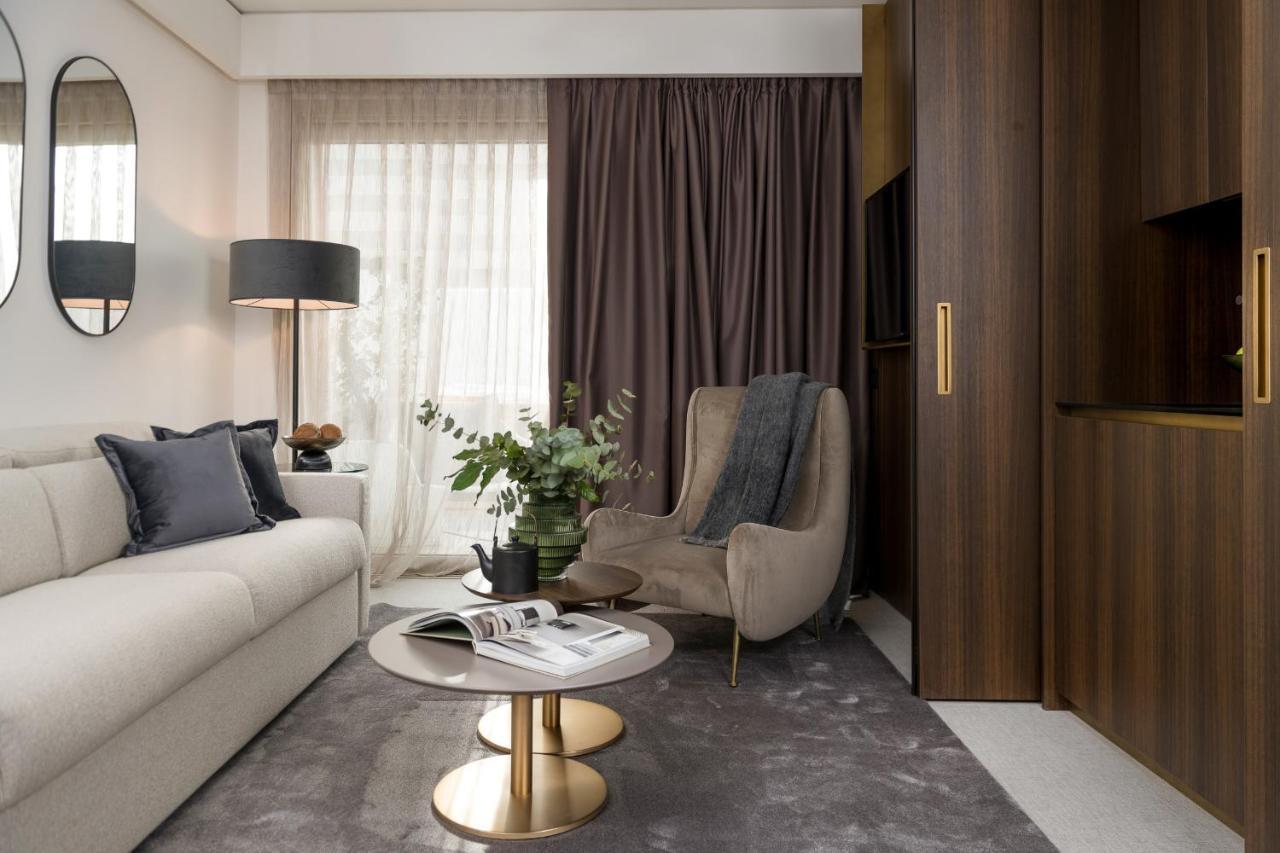 We Me Suite Hotel Riccione Exteriör bild