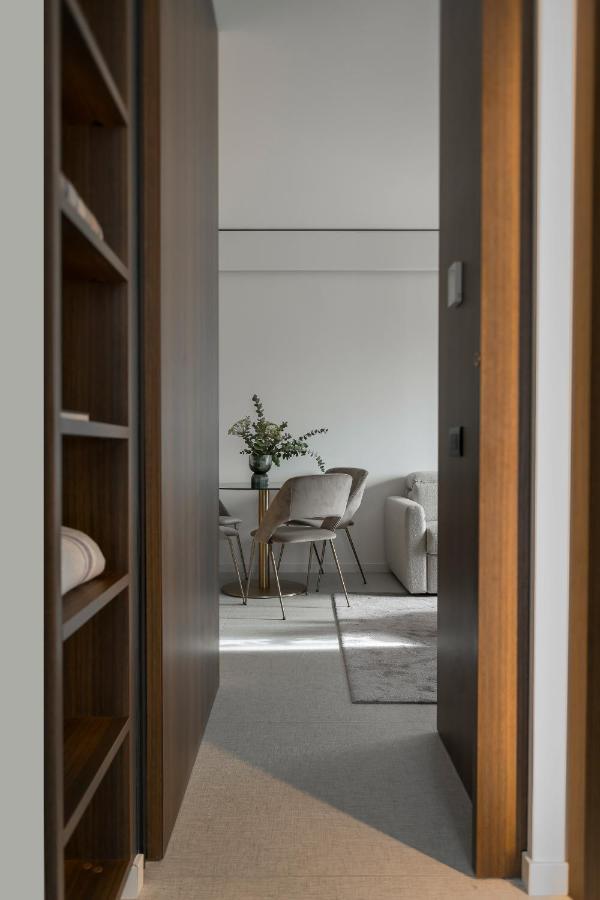 We Me Suite Hotel Riccione Exteriör bild
