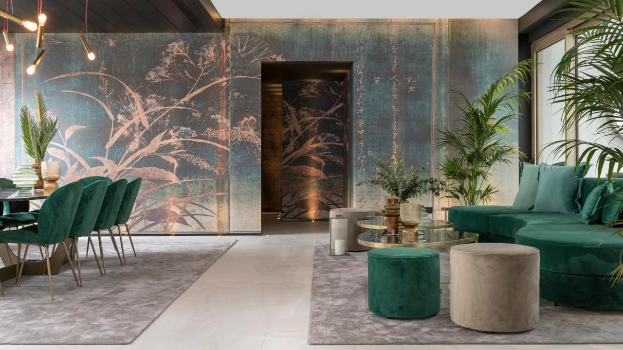 We Me Suite Hotel Riccione Exteriör bild
