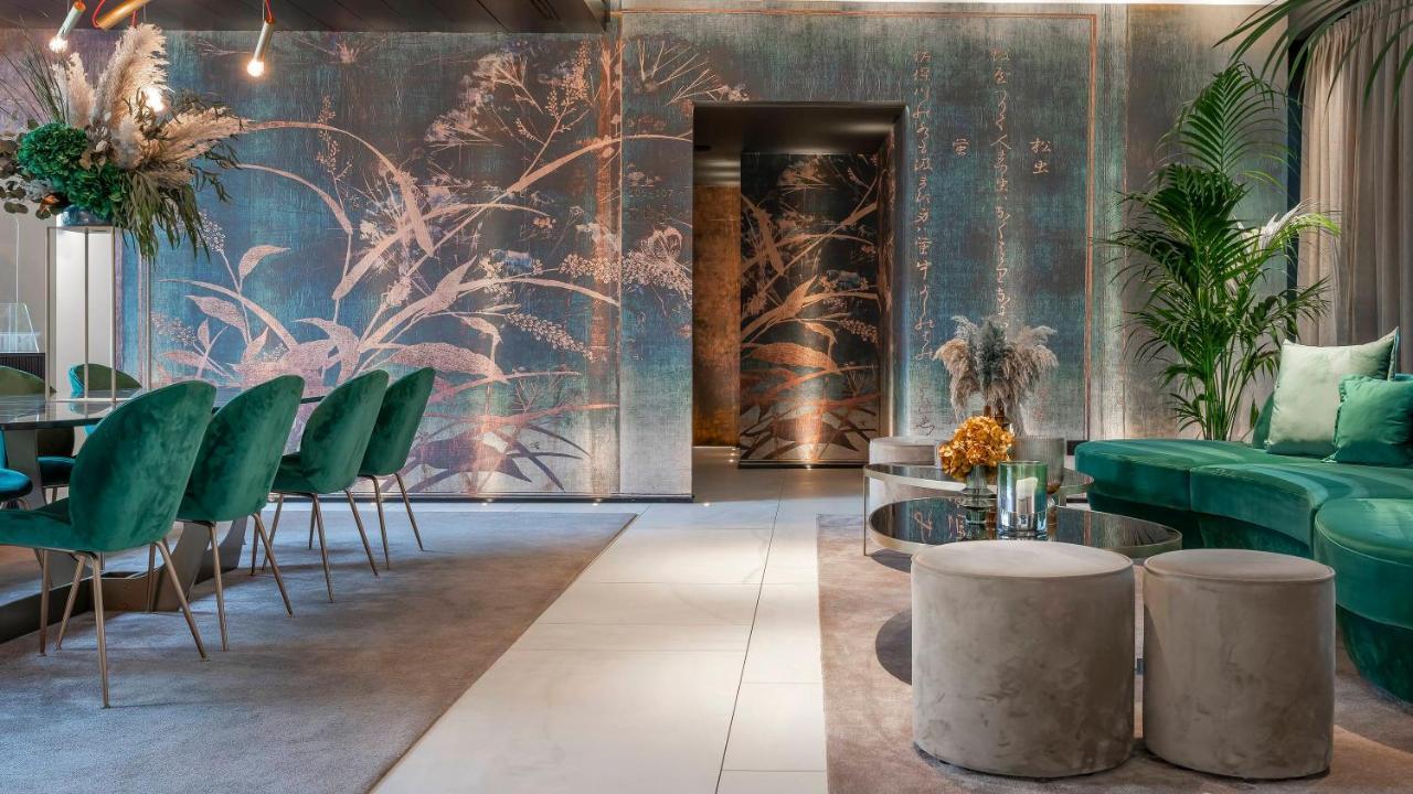 We Me Suite Hotel Riccione Exteriör bild
