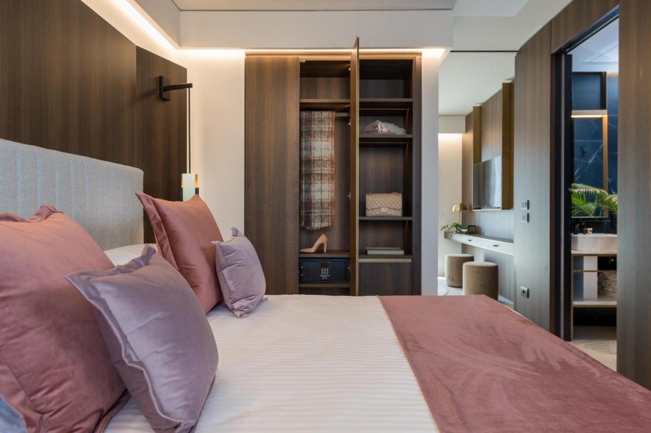 We Me Suite Hotel Riccione Exteriör bild